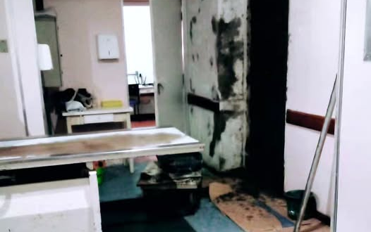 Sala com mofo
